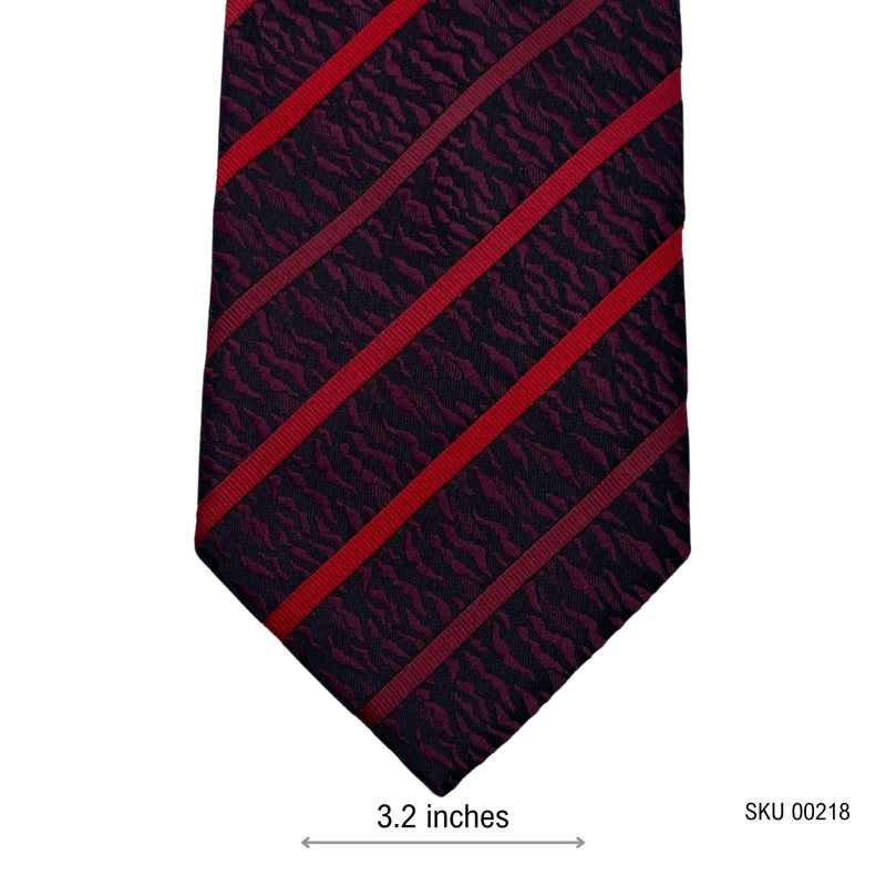 Shades of Red Stripes Pattern Men's Tie